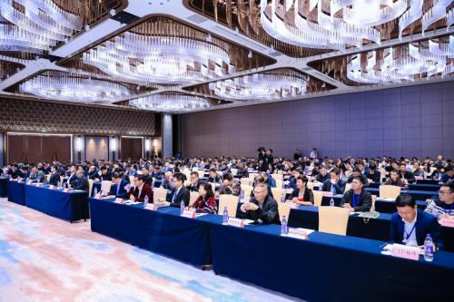 捷顺科技再获2024城市级九游体育智慧停车领军企业共探城市停车运营新模式(图1)